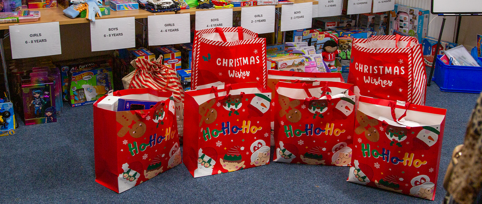 Christmas Gifts Bags For Refuge